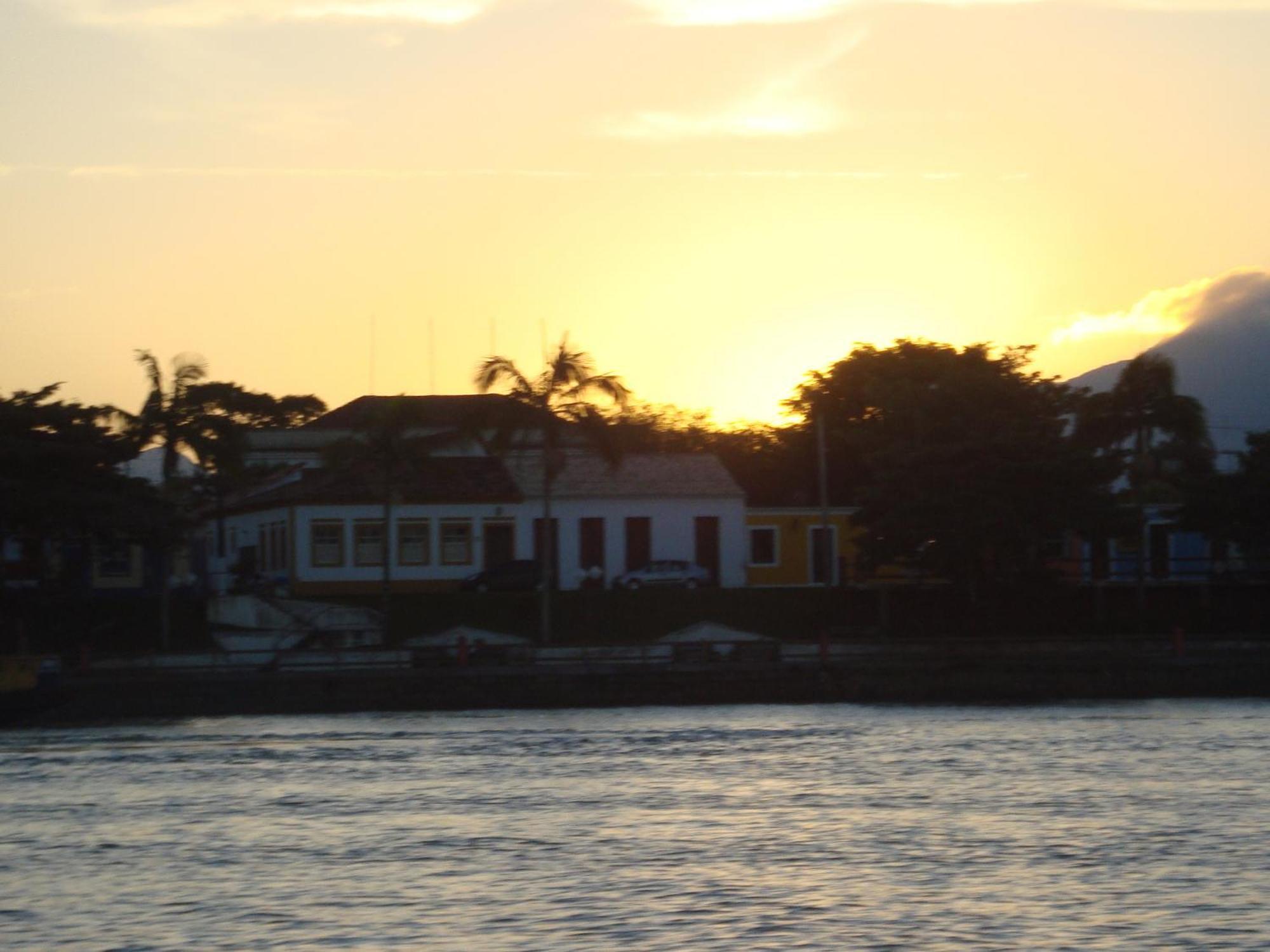 Hotel Recanto Do Sol Cananeia Bagian luar foto